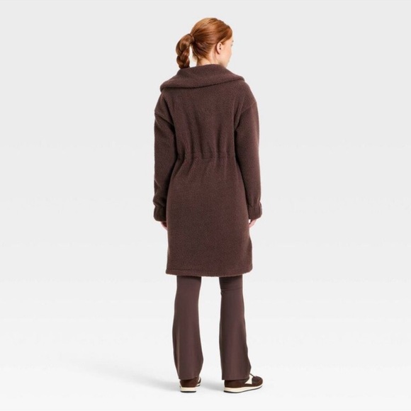 NWT 
All In Motion 
Women's Long High Pile Jacket 
Brown - Picture 2 of 6